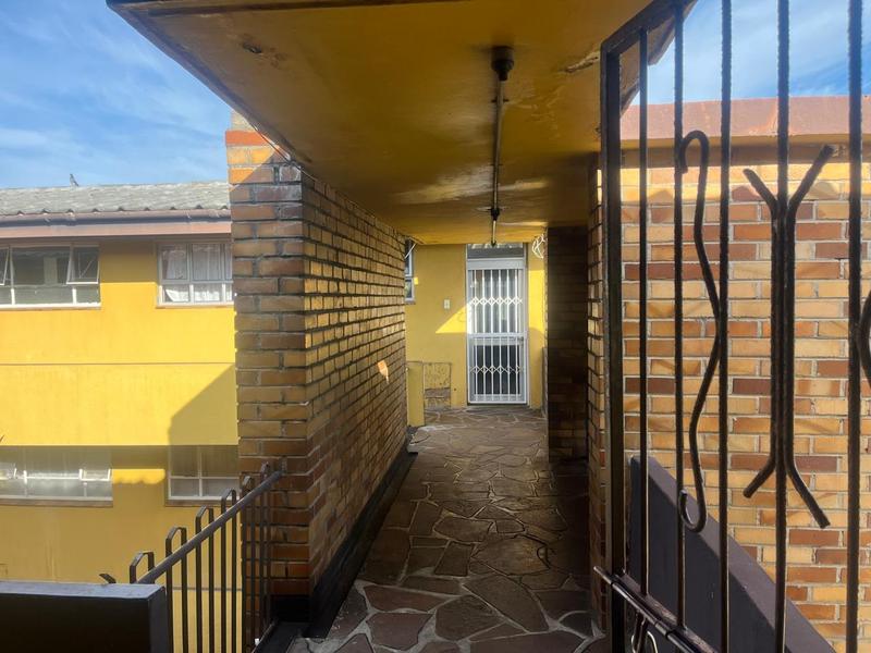2 Bedroom Property for Sale in Parow Valley Western Cape